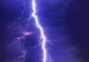 striking facts about lightning